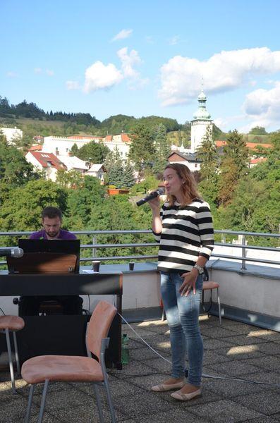 Kateřina Mrlinová (zpěv) a Honza Ondrušek (piano) – šansony