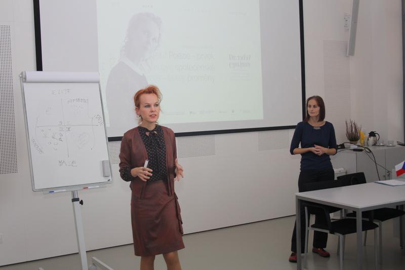 Dr. Glorjana Veber a její přednáška Poezie jako prvek společenské proměny