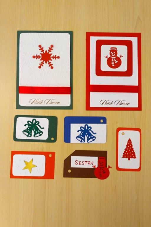 Embossované vánoční přání (prosinec 2018) Embossované vánoční přání (prosinec 2018)