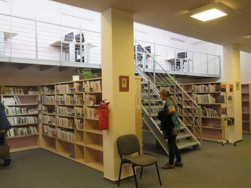 Městská knihovna Semily – interiér