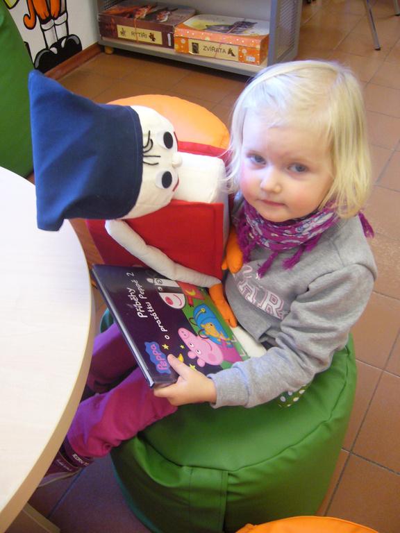 Kniháčkovo počteníčko v roce 2015 (zdroj: Městská knihovna Jihlava) Kniháčkovo počteníčko v roce 2015 (zdroj: Městská knihovna Jihlava)