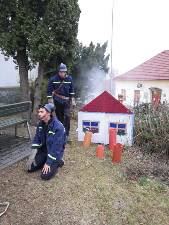 Obecní knihovna Babice nad Svitavou Obecní knihovna Babice nad Svitavou
