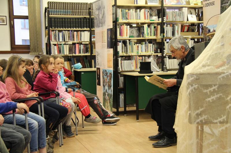 Knihovna Bedřicha Beneše Buchlovana (Uherské Hradiště) Knihovna Bedřicha Beneše Buchlovana (Uherské Hradiště)