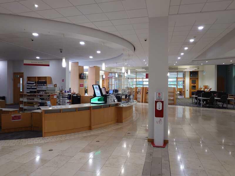 McClayova knihovna v Belfastu McClayova knihovna v Belfastu