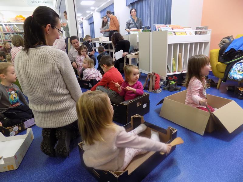 Jedna z aktivit ke knize Pohádky do postýlky (leden 2020) Jedna z aktivit ke knize Pohádky do postýlky (leden 2020)