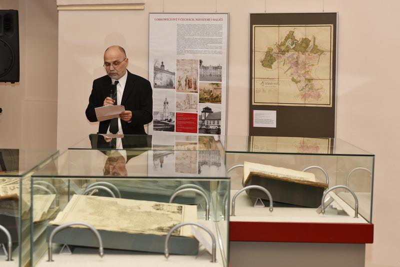 ​Jan Sobotka v Galerii Klementinum na vernisáži výstavy Lobkowiczká mapová sbírka, která proběhla 26. dubna 2018