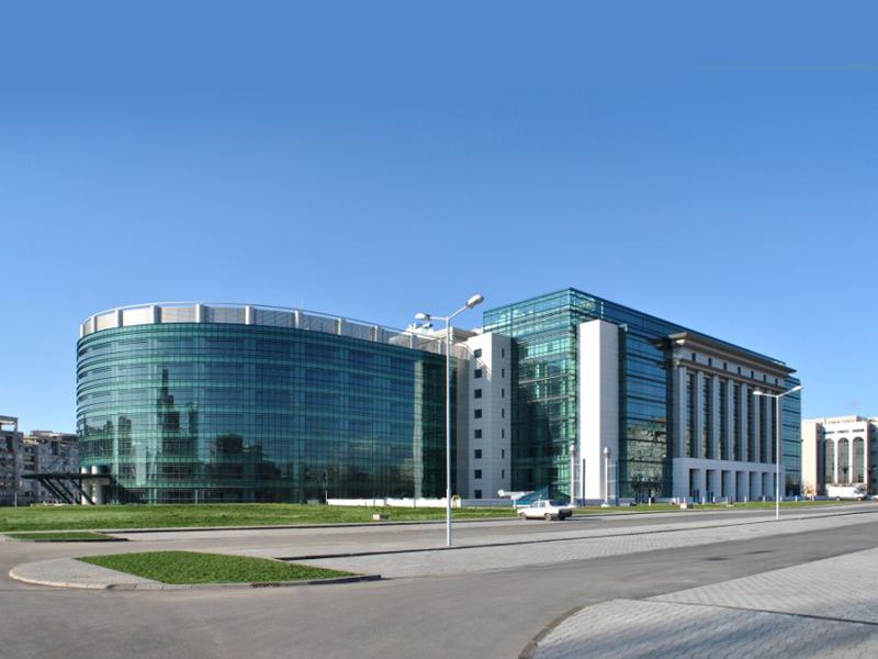 Národní knihovna Rumunska (foto: Madalina Lefter, knihovnice Národní knihovny Rumunska – osobní archiv) Národní knihovna Rumunska (foto: Madalina Lefter, knihovnice Národní knihovny Rumunska – osobní archiv)